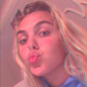 Meet your Posher, Taryn